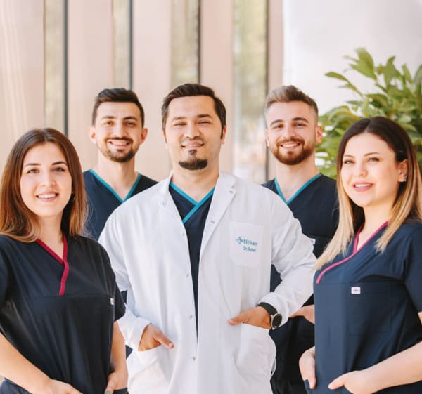 Le Dr Balwi et l'équipe médicale Elithair sont les leaders européens de la greffe de cheveux