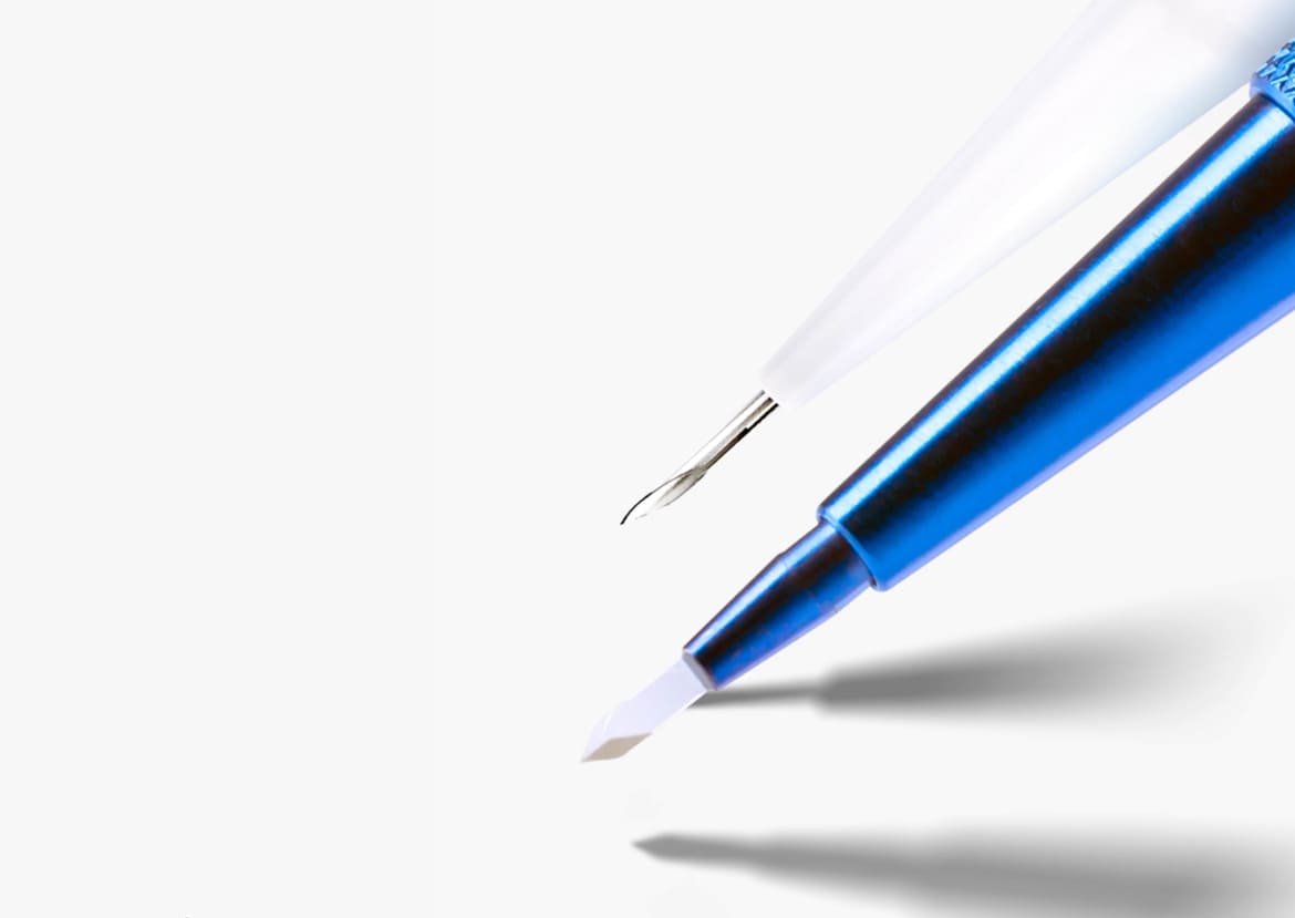 le stylo choi et la pointe au saphir sont utilisés conjointement pour la greffe de cheveux sdhi