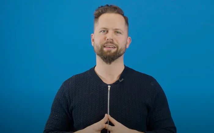 Nico explique l’Elit Skala — un système moderne de classification de la perte de cheveux développé par Elithair.