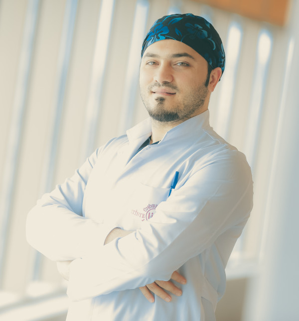 Unsere Spezialisten für Haartransplantation in München unter der Leitung von Dr. Balwi