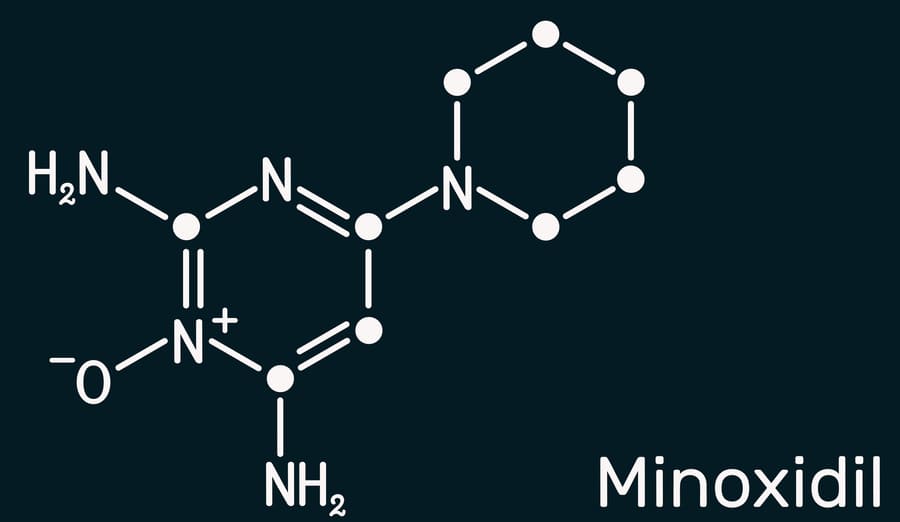 il minoxidil può essere assunto per via orale oppure topica