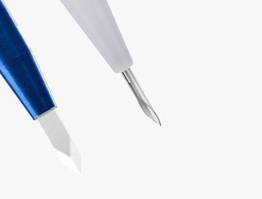 The Sapphire blades and Choi Pen are both used for the SDHI hair transplant